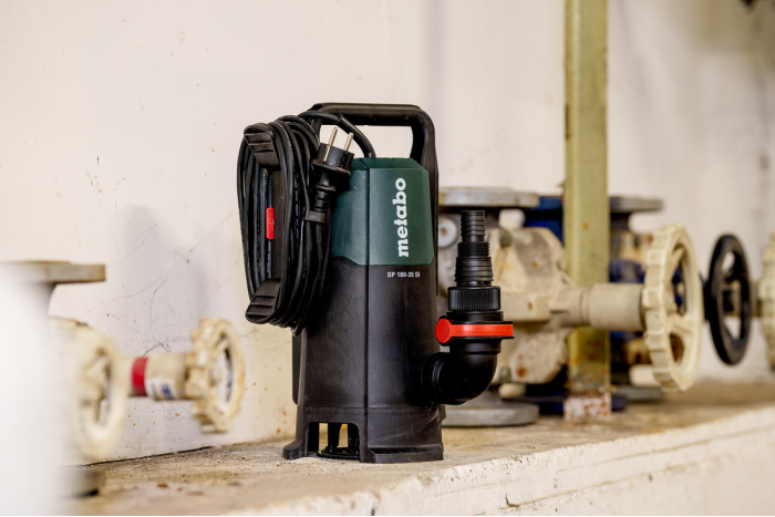 Купить Погружной насос для грязной воды Metabo SP 180-35 SI (601796000). Официальный магазин Metabo, фирменная гарантия с доставкой по Украине.