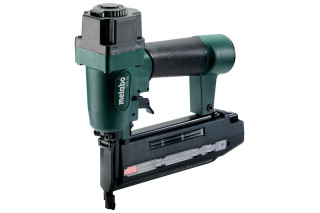 Пневматичний заклепувальний цвяхозабивач Metabo DSN 50 (601568500)